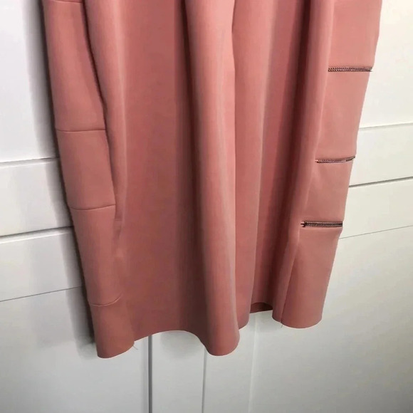 RINASCIMENTO Body Con Zipper Dress - Picture 4 of 8